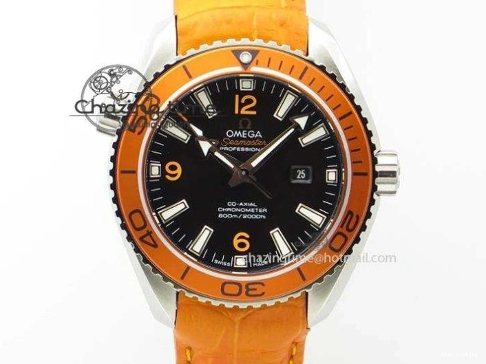 0217 UrbanChic Speedmaster Moonwatch OMF 1:1 Best Edition White Dial Black Hand on SS Bracelet A 8045